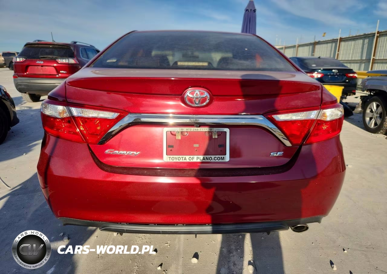 2017 Toyota Camry Se VIN:4T1BF1FK5HU663702 - 6