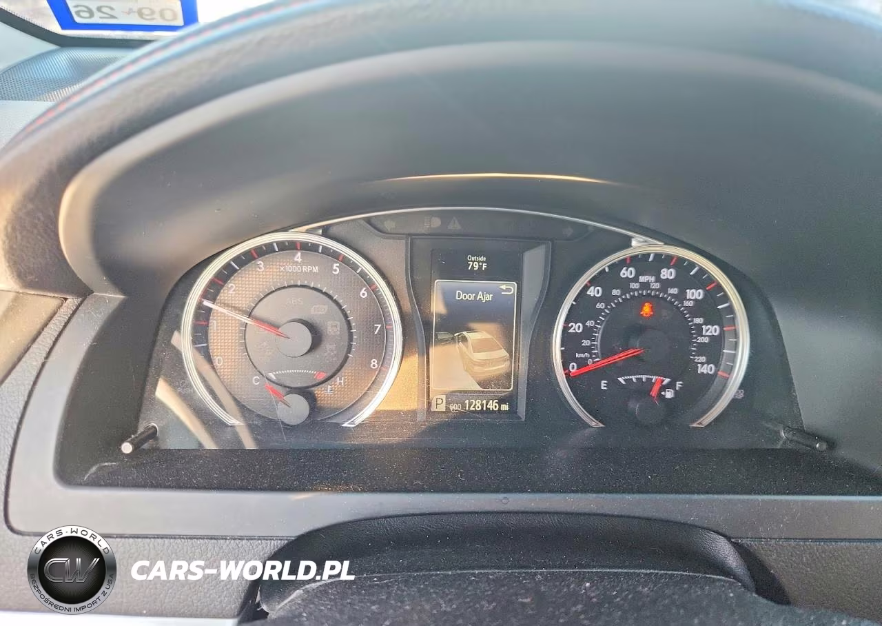2017 Toyota Camry Se VIN:4T1BF1FK5HU663702 - 9
