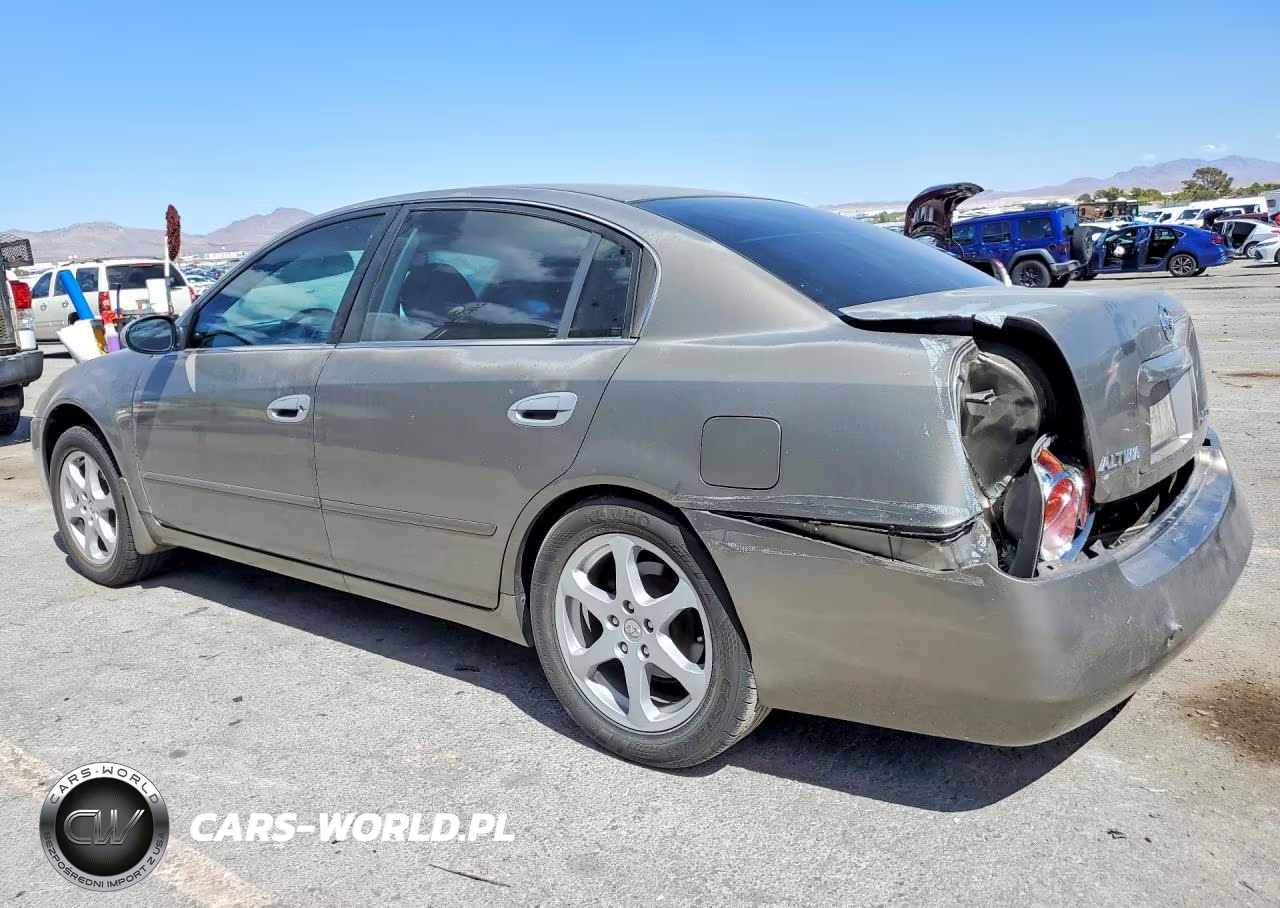 2005 Nissan Altima 2.5 VIN:1N4AL11DX5N918812 - 2