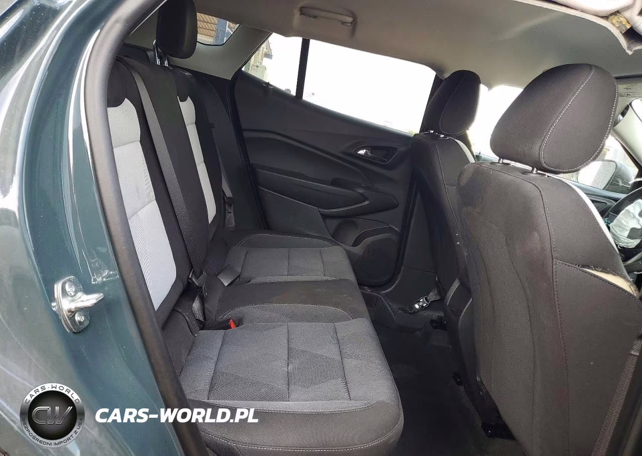 2026 Chevrolet Trax Ls VIN:KL77LFEP2TC075863 - 10