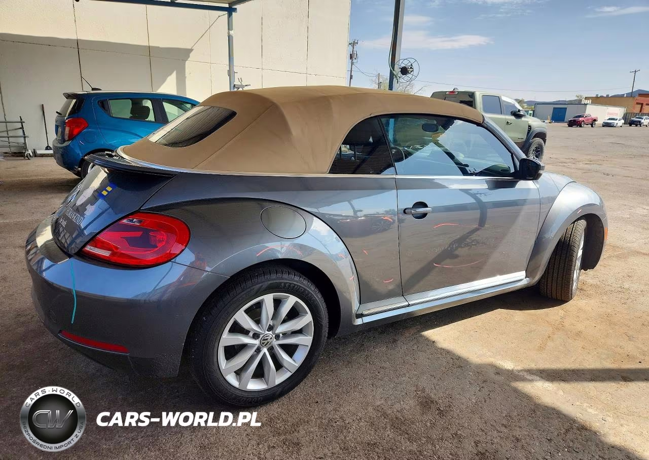 2013 Volkswagen Beetle VIN:3VW5L7AT7DM832045 - 3