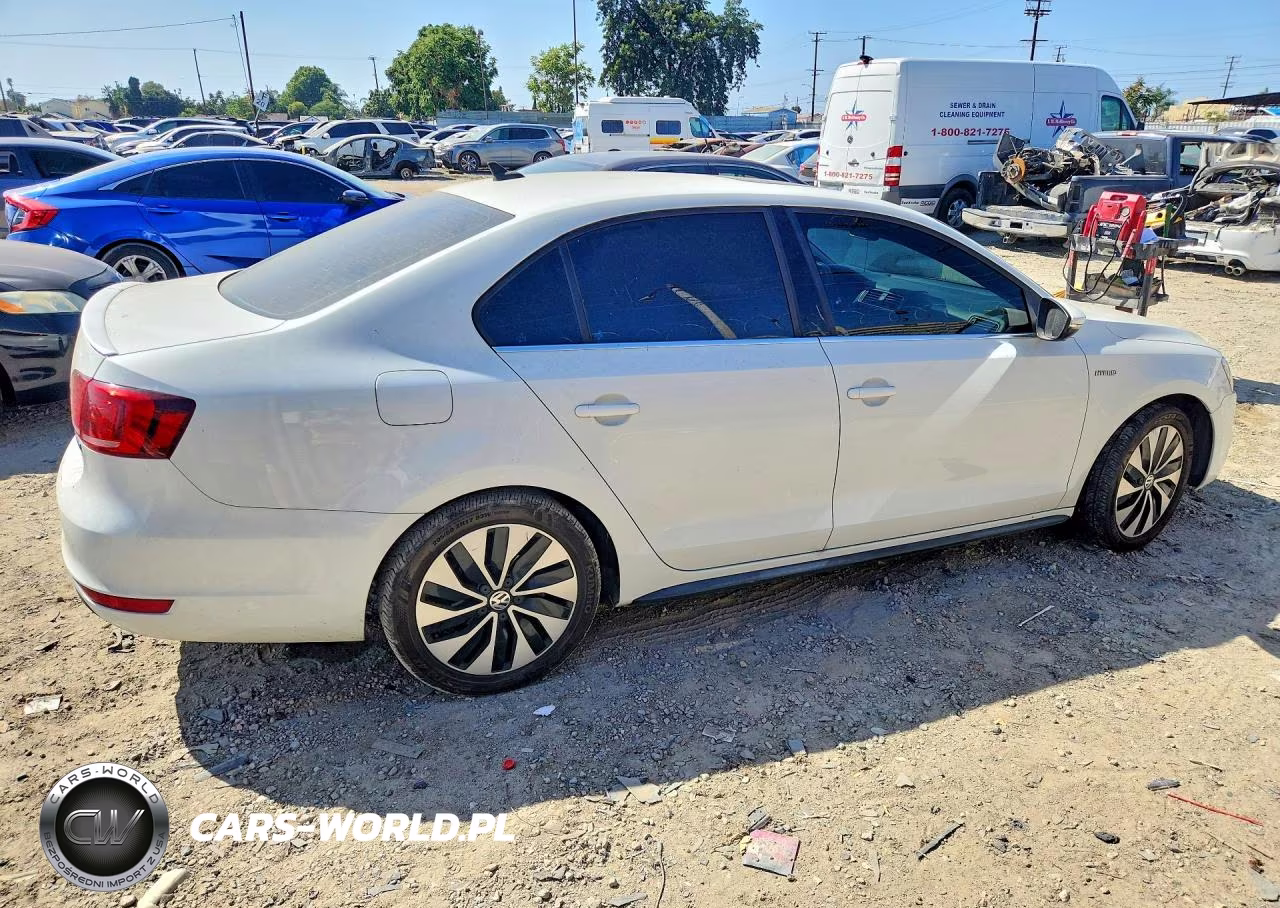 2013 Volkswagen Jetta Hybrid VIN:3VW637AJ3DM315666 - 3