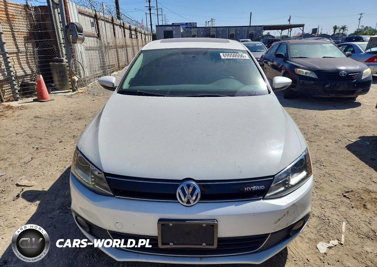 2013 Volkswagen Jetta Hybrid VIN:3VW637AJ3DM315666 - 5