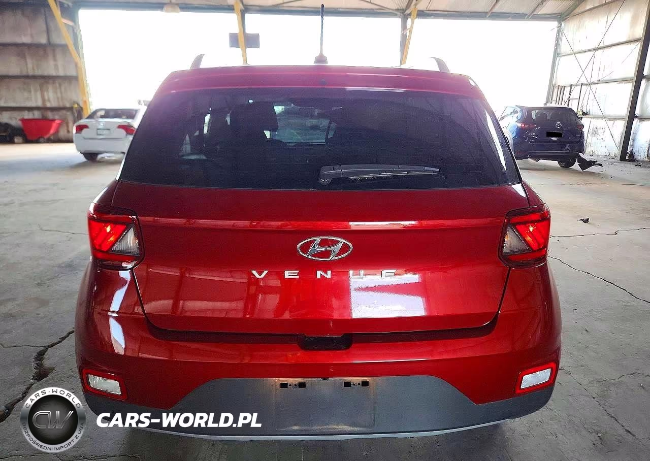 2025 Hyundai Venue Sel VIN:KMHRC8A33SU395773 - 6