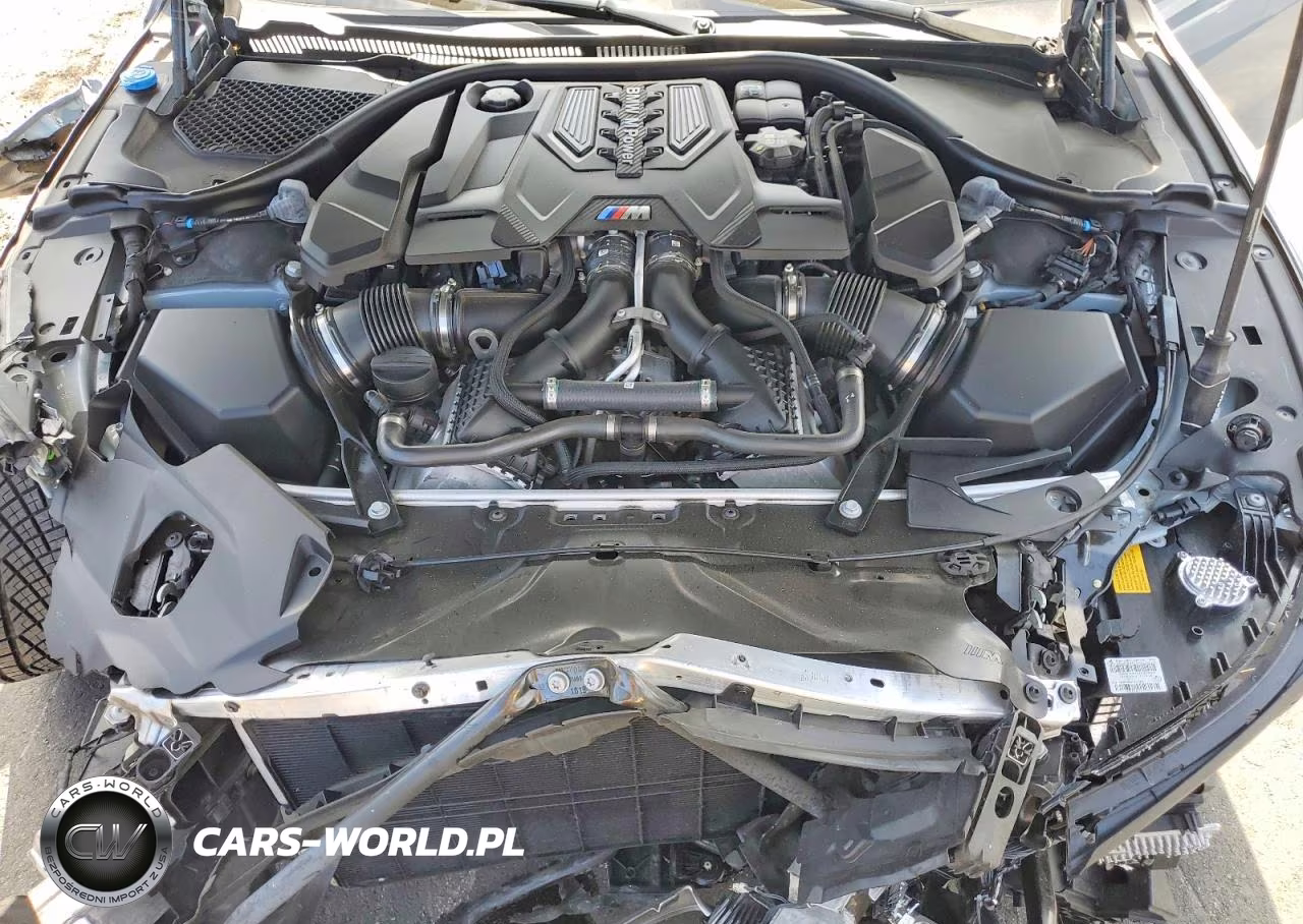 2025 BMW M8 VIN:WBSGV0C02SCW17082 - 11