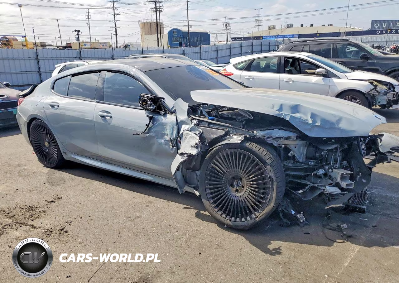 2025 BMW M8 VIN:WBSGV0C02SCW17082 - 4