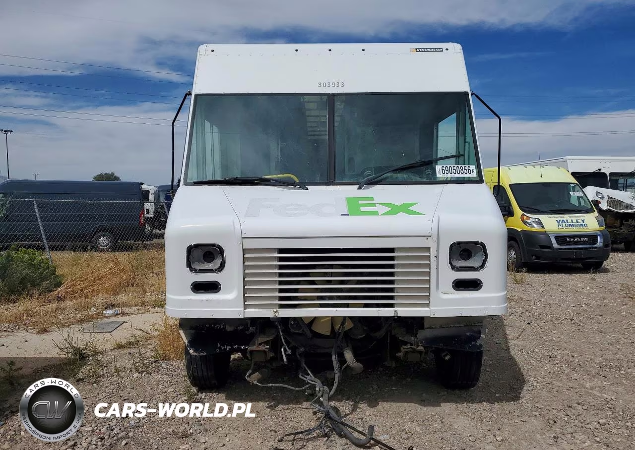 2012 Ford F59 Delivery Truck VIN:1F66F5KY8C0A04653 - 5