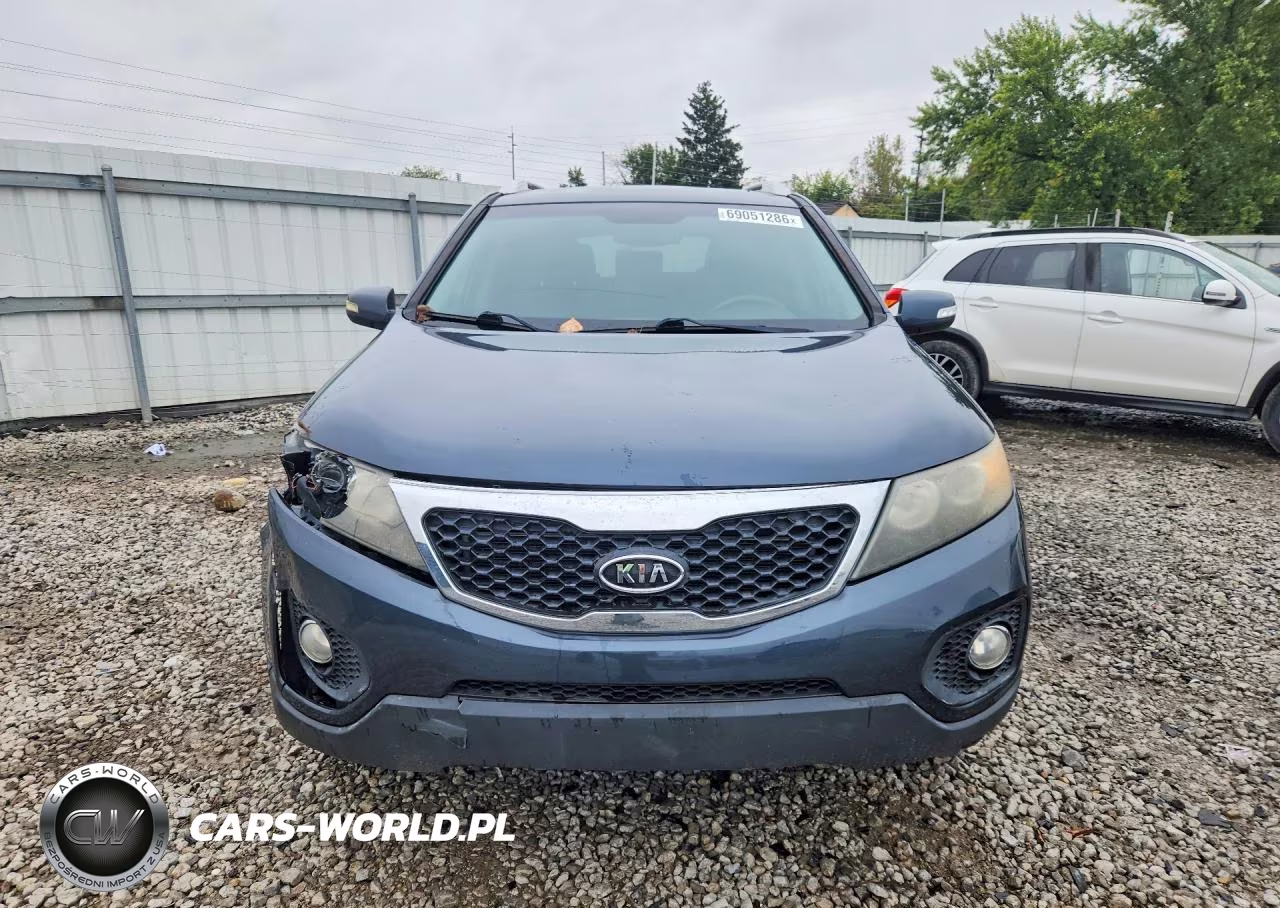 2011 Kia Sorento Lx VIN:5XYKT3A12BG084215 - 5
