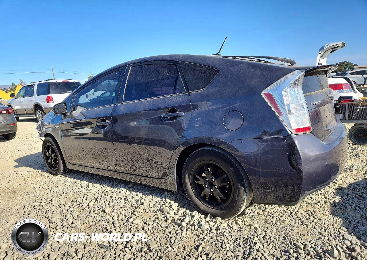 2011 Toyota Prius Two VIN:JTDKN3DU6B0268126 - 2