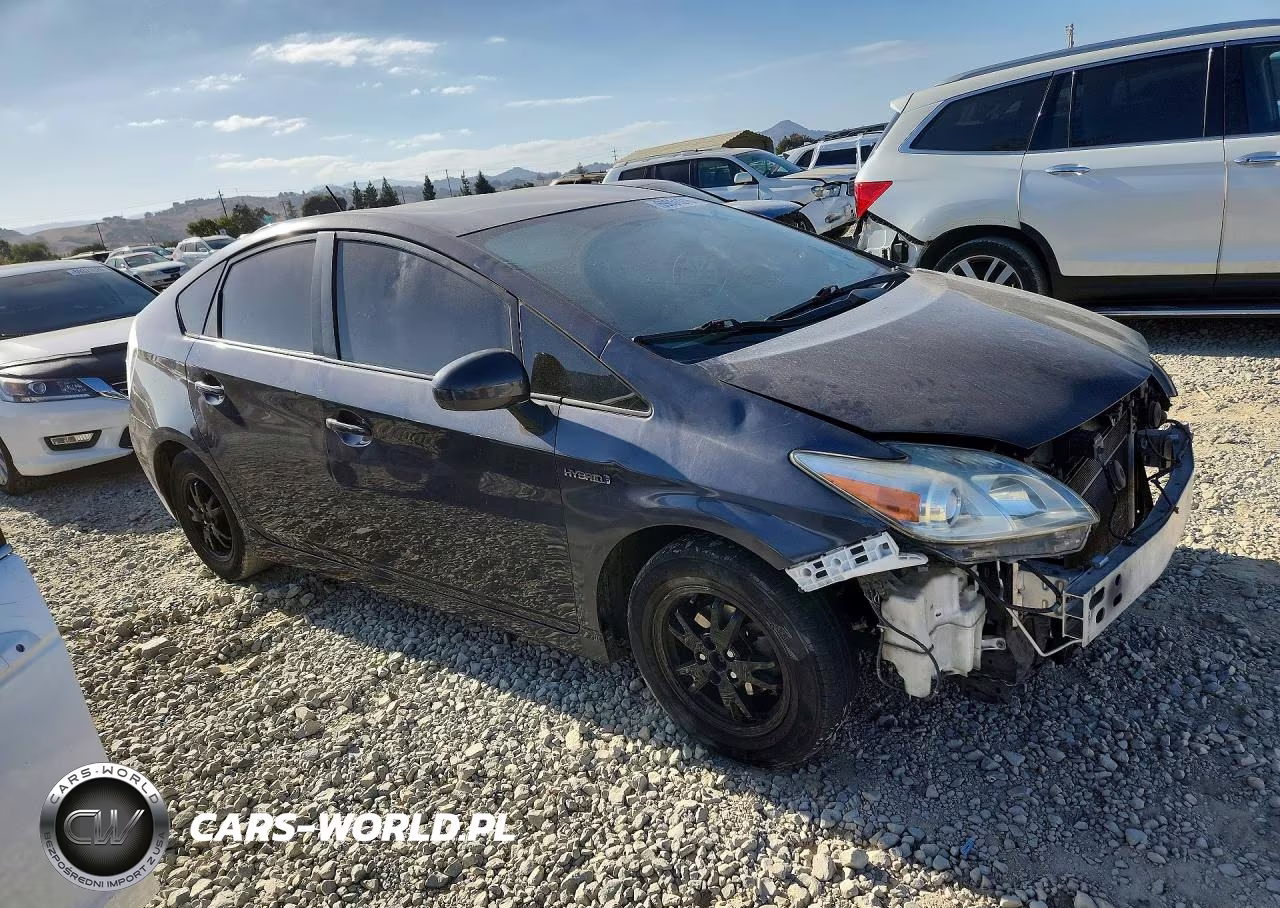 2011 Toyota Prius Two VIN:JTDKN3DU6B0268126 - 4