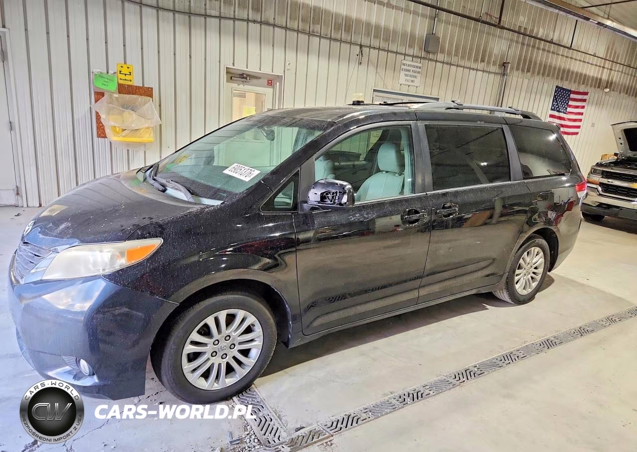 2012 Toyota Sienna Xle 8-Passenger VIN:5TDYK3DC4CS259773 - 1