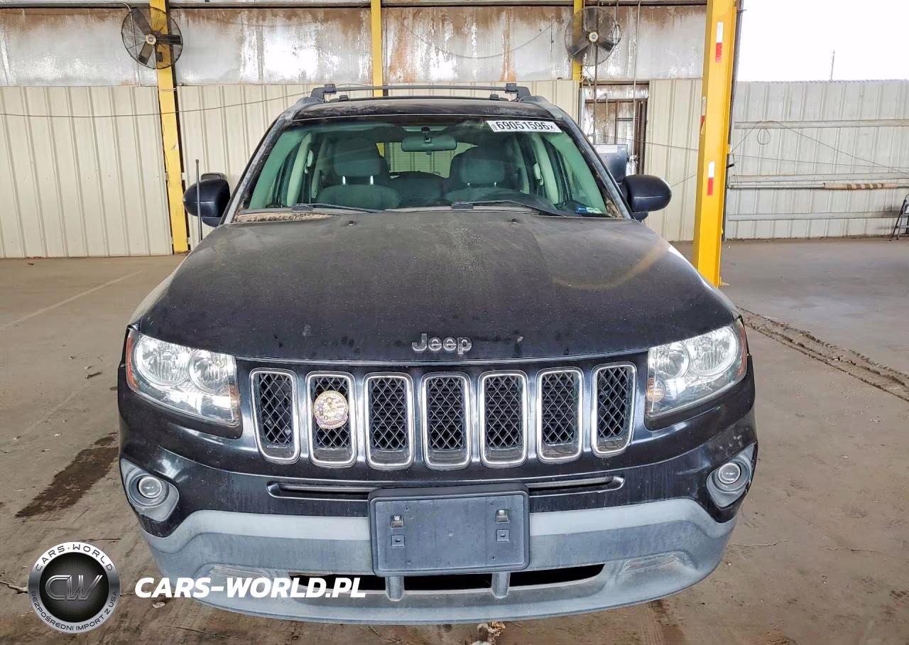 2015 Jeep Compass Sport VIN:1C4NJCBA0FD396927 - 5