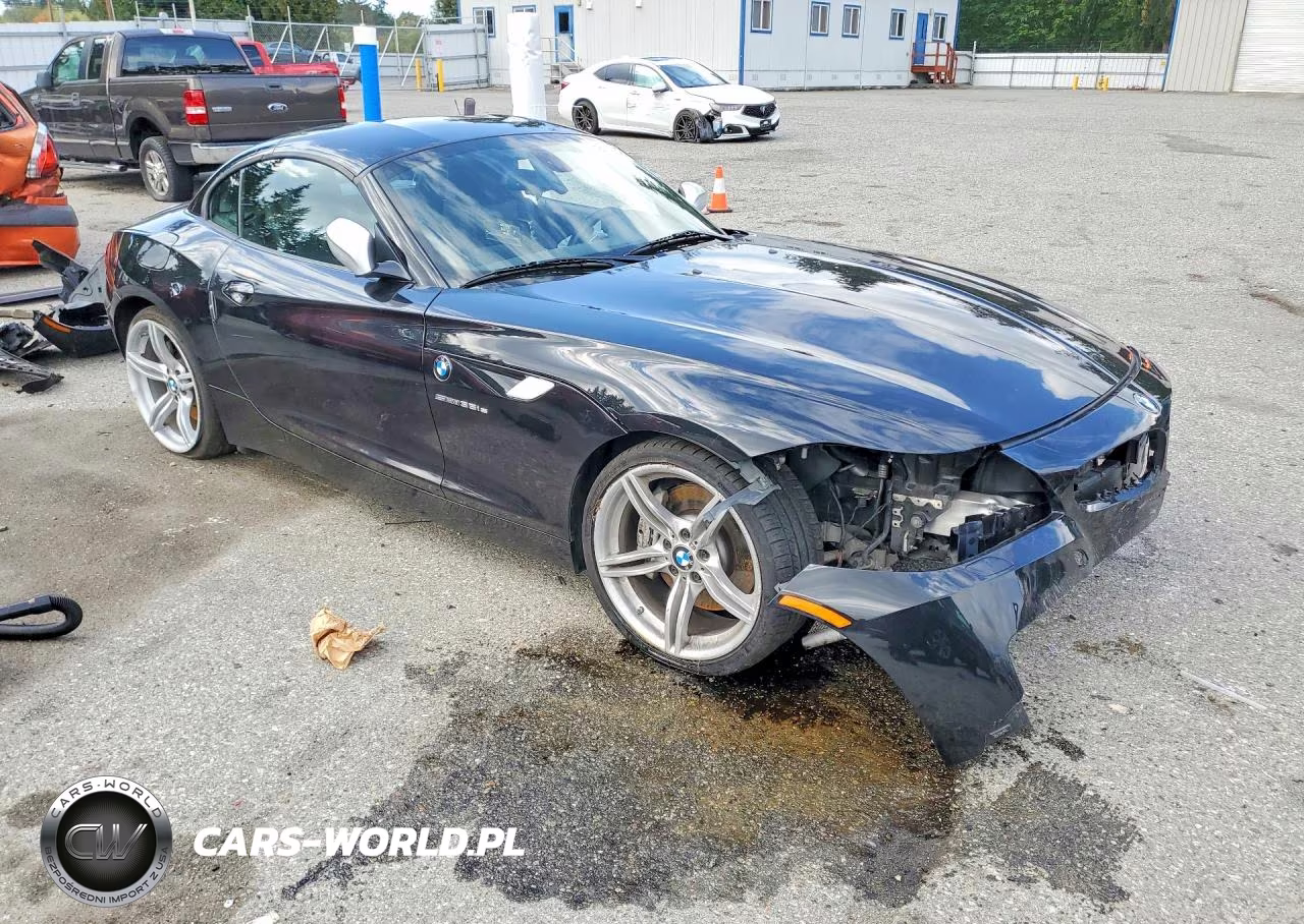 2013 BMW Z4 Sdrive35Is VIN:WBALM1C5XDE633870 - 4
