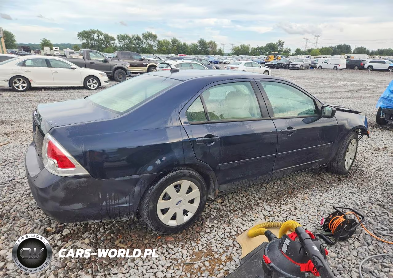 2008 Ford Fusion S VIN:3FAHP06ZX8R194168 - 3