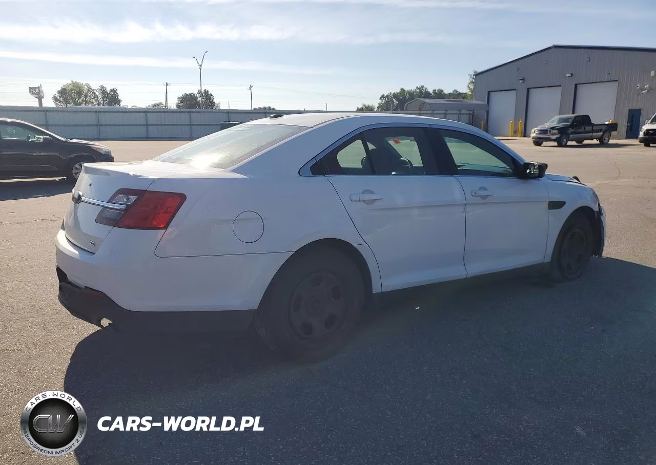2013 Ford Taurus Police Interceptor VIN:1FAHP2M84DG152781 - 3