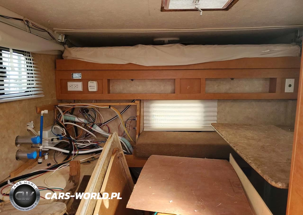 2013 Forest River Palimino Slide-In Camper VIN:4X4SBR302DN102857 - 5