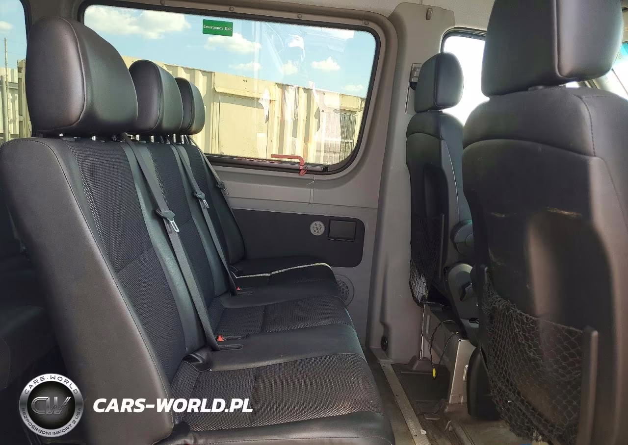 2011 Mercedes-Benz Sprinter 2500 VIN:WDZPE8CC8B5562710 - 11