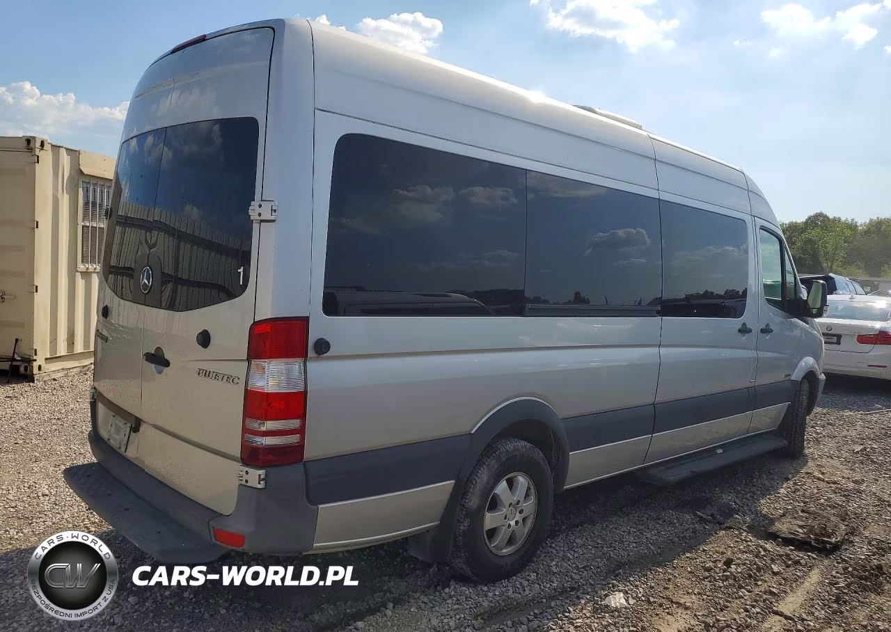 2011 Mercedes-Benz Sprinter 2500 VIN:WDZPE8CC8B5562710 - 3