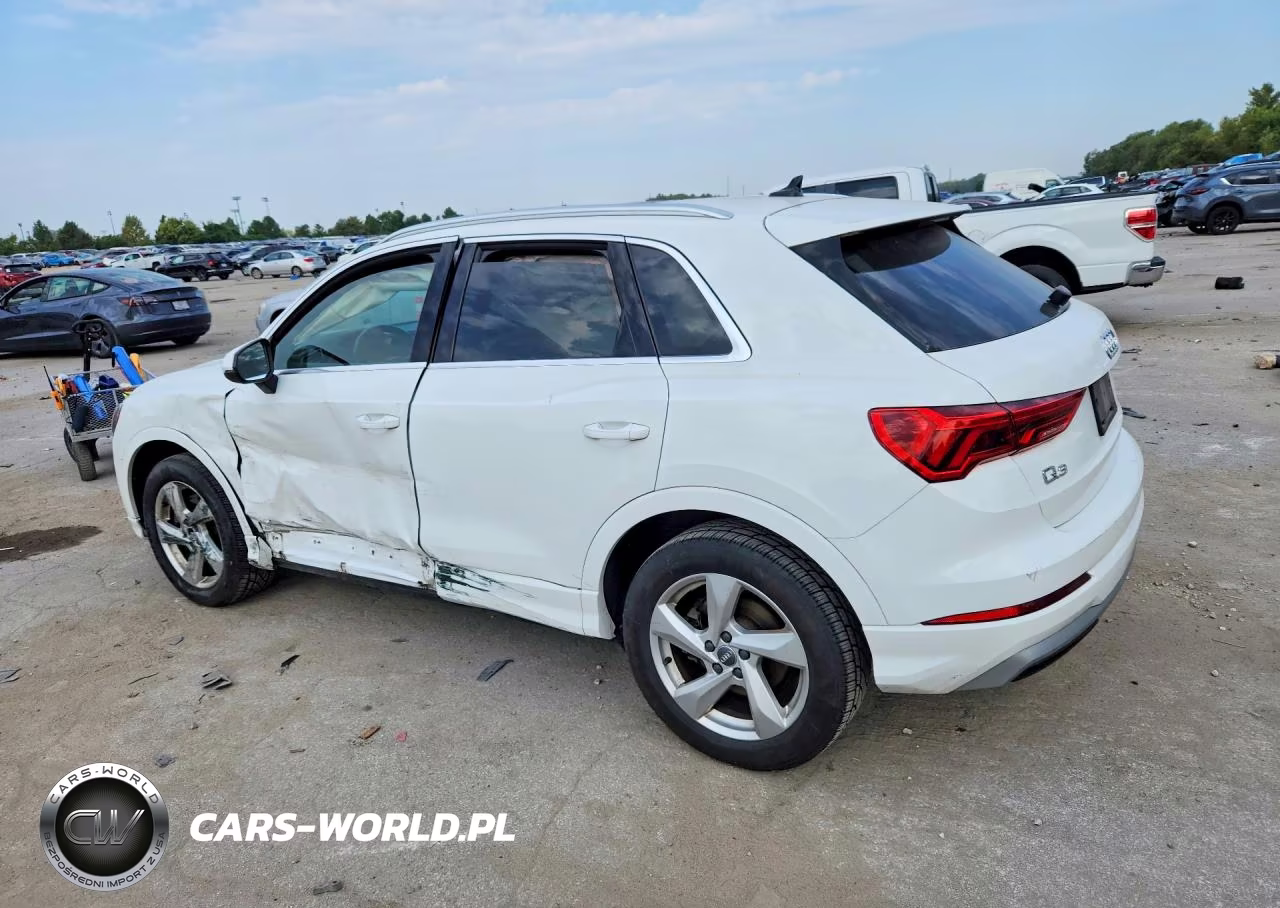 2019 Audi Q3 Premium VIN:WA1AECF37K1079425 - 2