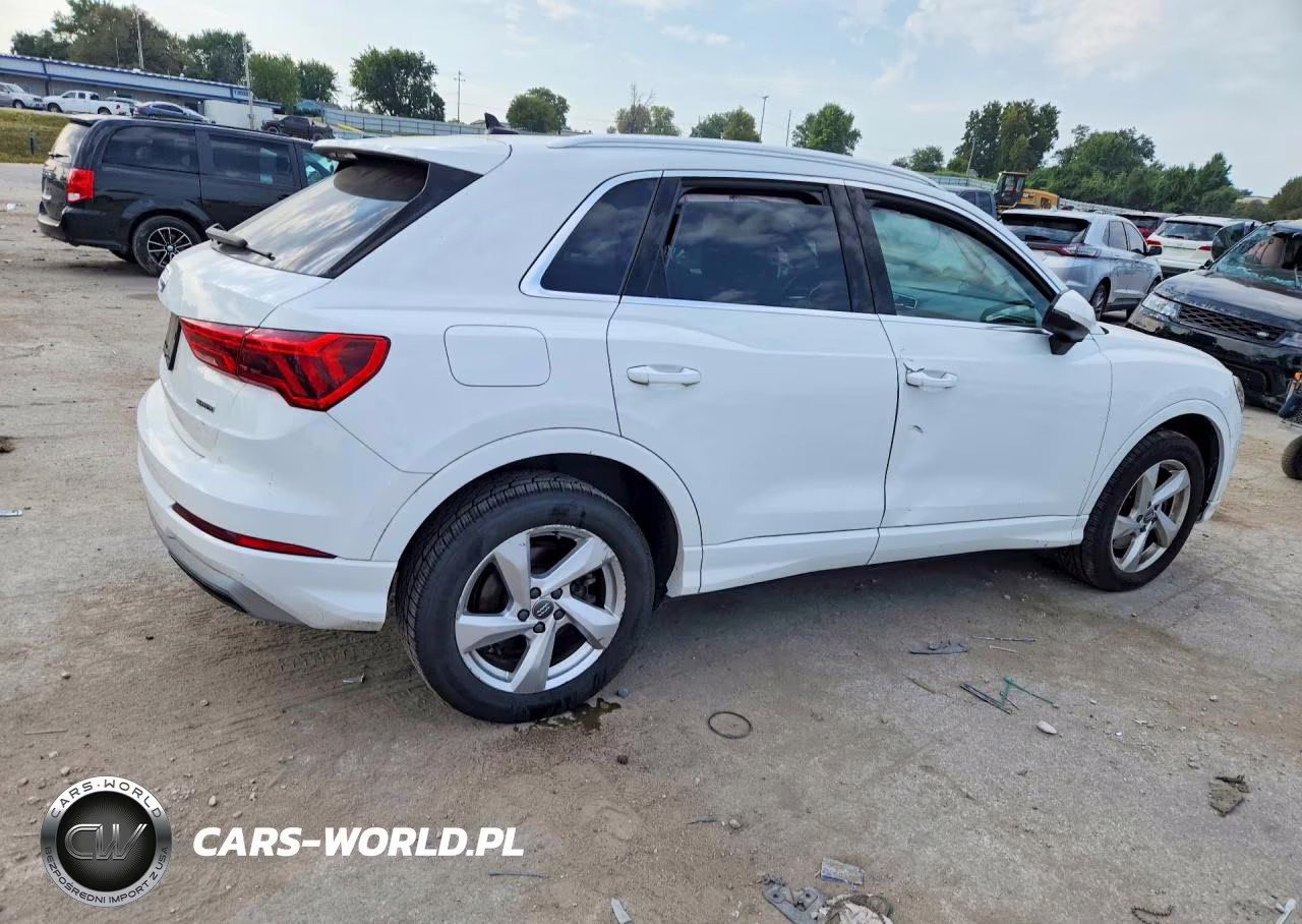 2019 Audi Q3 Premium VIN:WA1AECF37K1079425 - 3