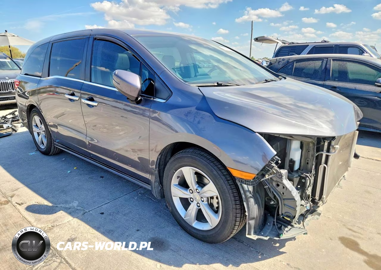 2018 Honda Odyssey Exl VIN:5FNRL6H73JB102480 - 4
