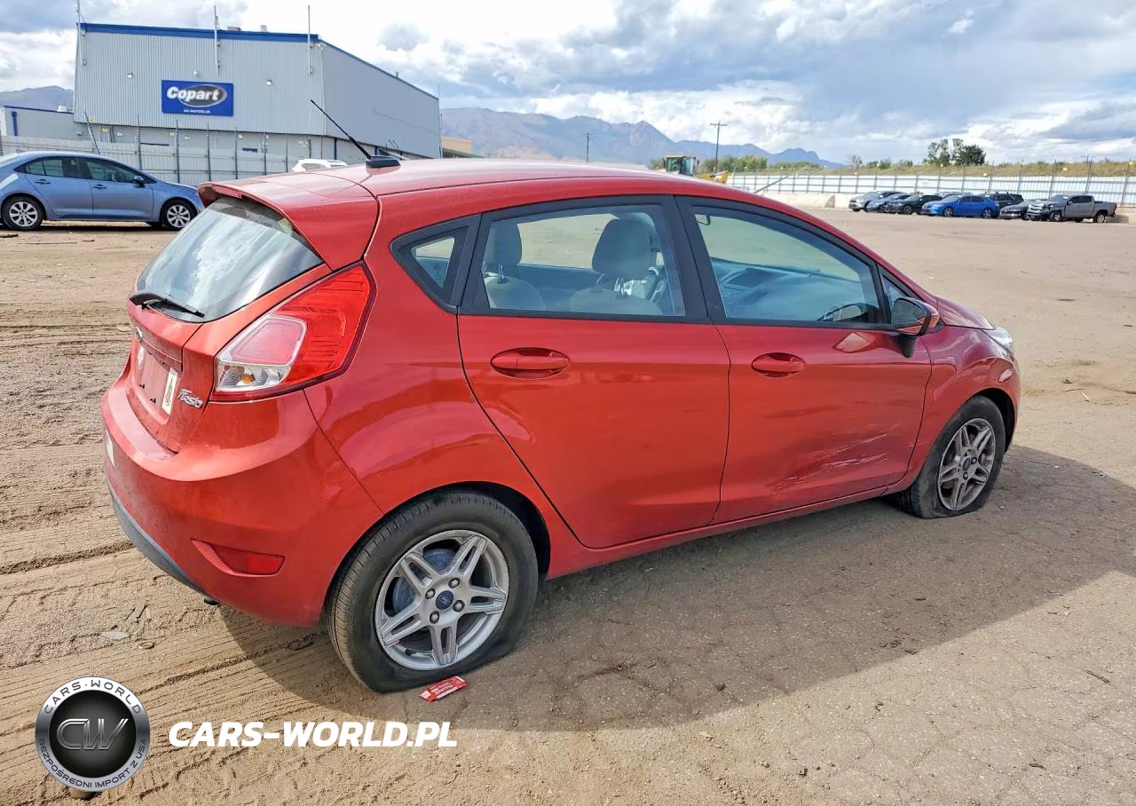 2018 Ford Fiesta Se VIN:3FADP4EJ3JM107313 - 3