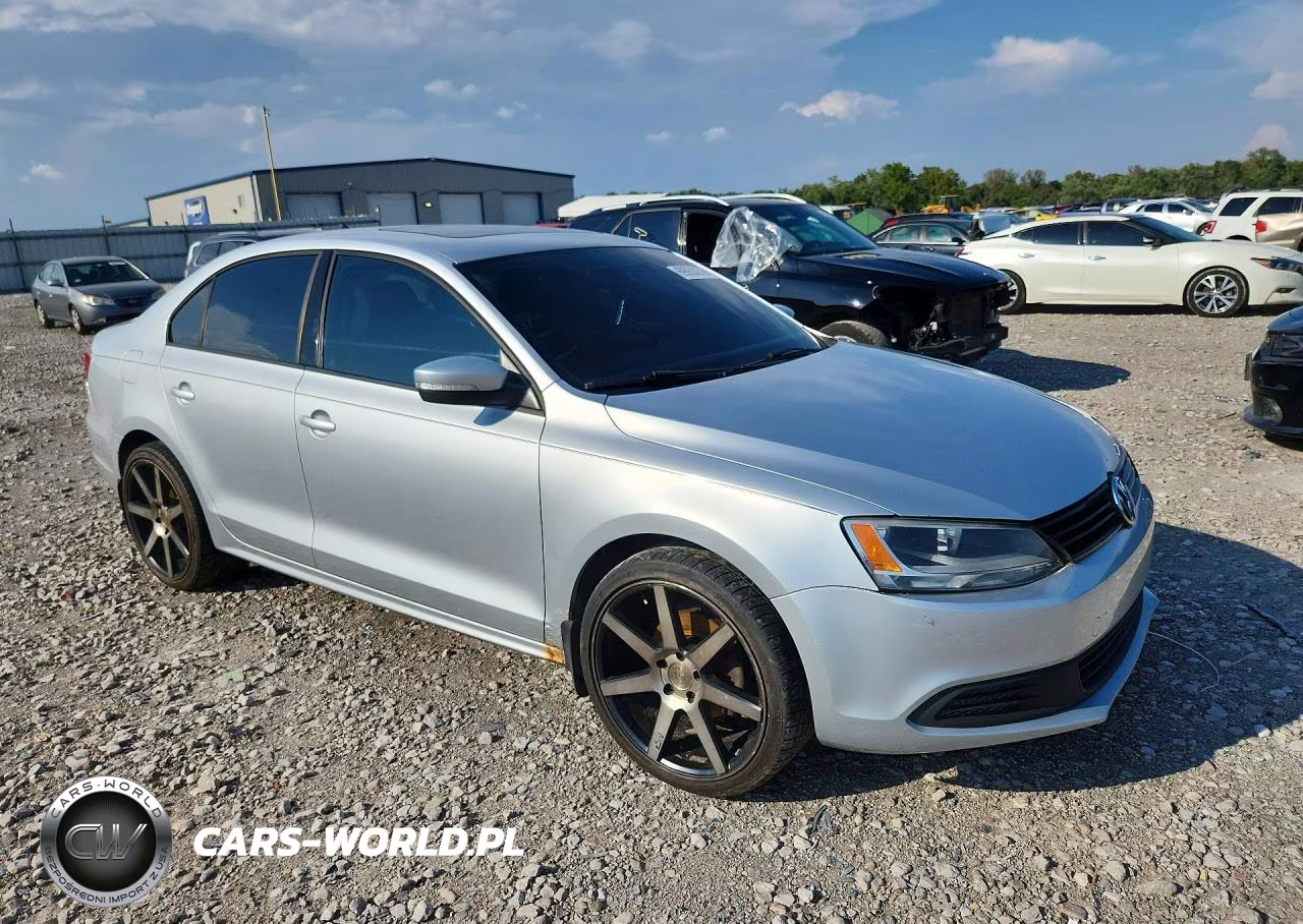 2011 Volkswagen Jetta Tdi VIN:3VWLL7AJXBM082885 - 4