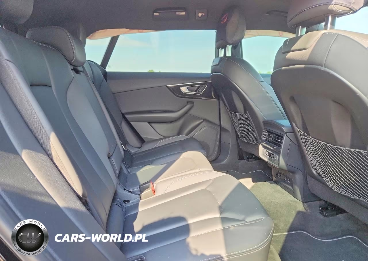 2019 Audi Q8 Premium VIN:WA1AVAF15KD012369 - 10