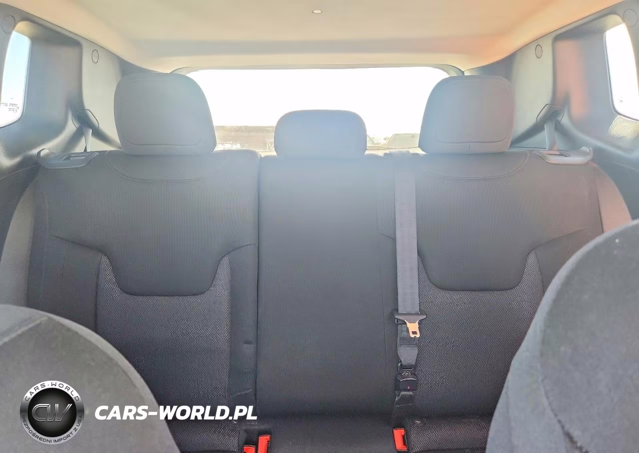2015 Jeep Renegade Latitude VIN:ZACCJBBT4FPC39552 - 10