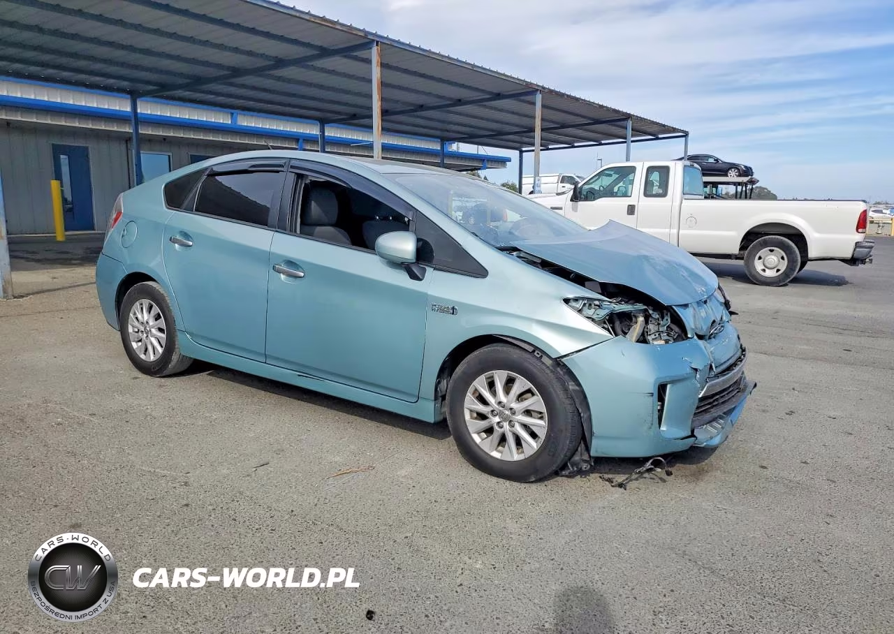 2012 Toyota Prius Plug-In Hybrid Base VIN:JTDKN3DP3C3029160 - 4
