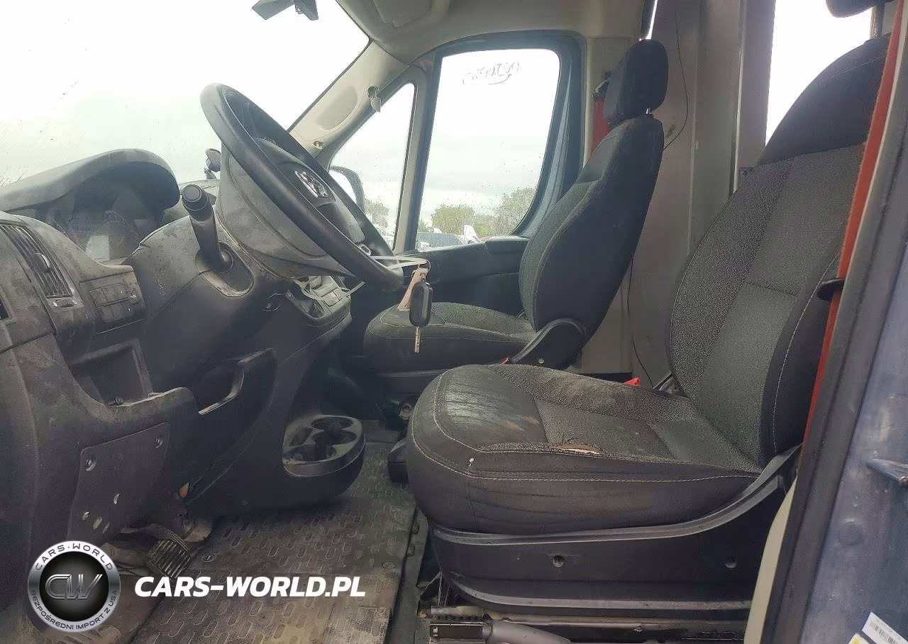2020 Ram Promaster 3500 Delivery Van VIN:3C6URVJG4LE143827 - 7
