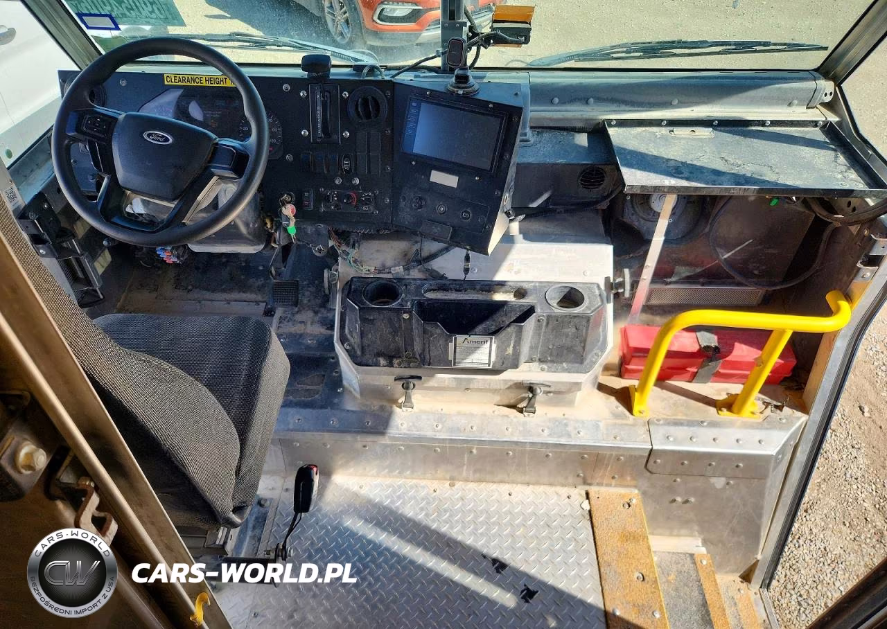 2020 Ford F59 Delivery Van VIN:1F65F5KN3L0A04982 - 8