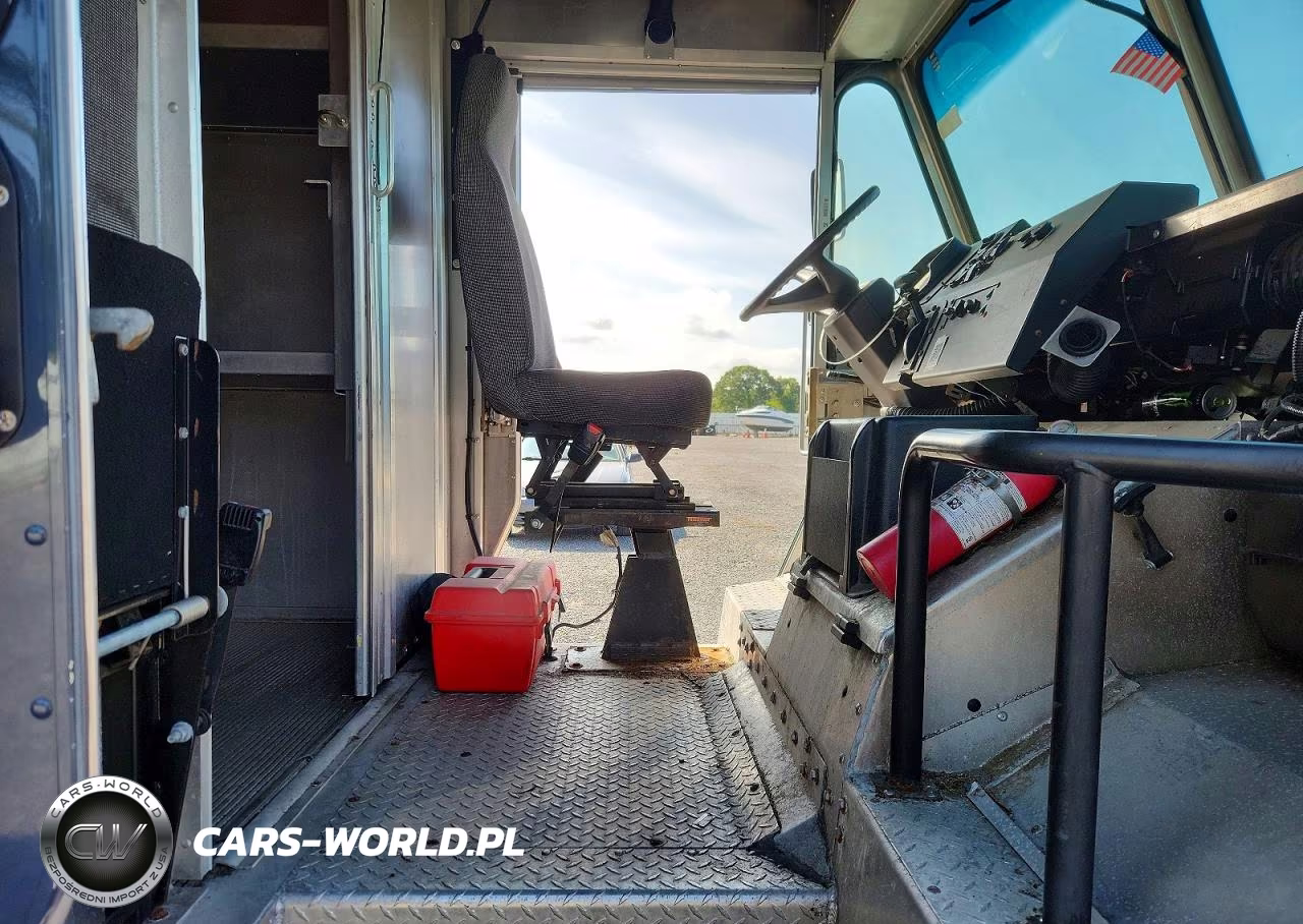 2021 Freightliner Mt45G Delivery Truck VIN:4UZAC2EA8MCML0948 - 11