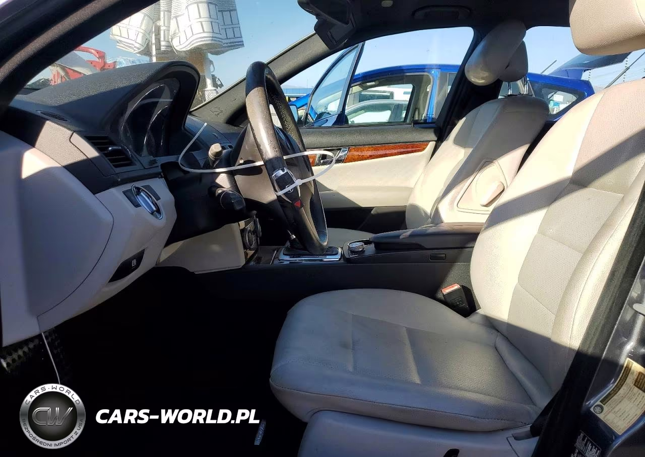 2011 Mercedes-Benz C 300 4Matic VIN:WDDGF8BB7BR148435 - 7