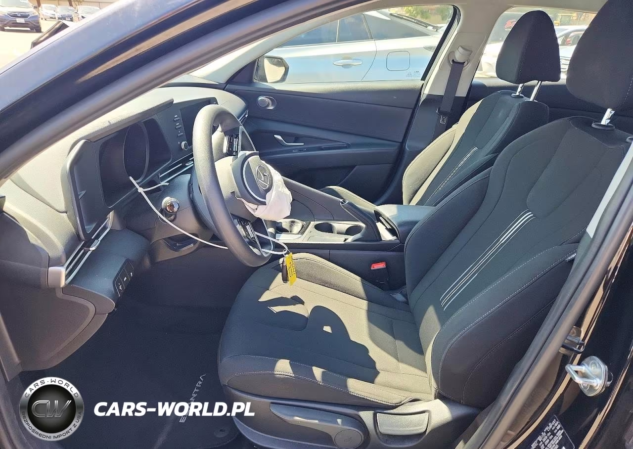 2021 Hyundai Elantra Sel VIN:KMHLM4AG0MU209365 - 7