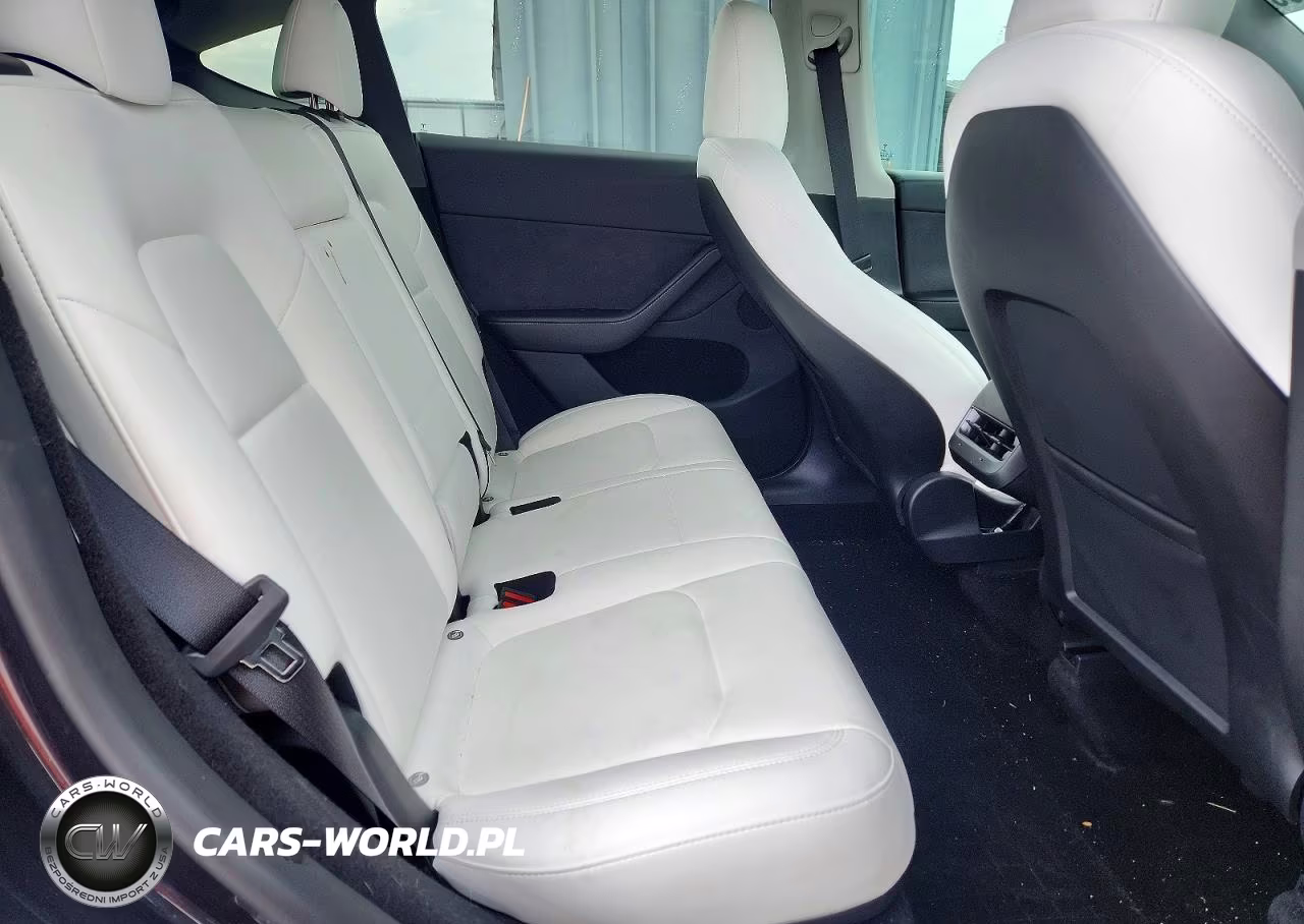 2024 Tesla Model Y VIN:7SAYGDEE5RA218511 - 11