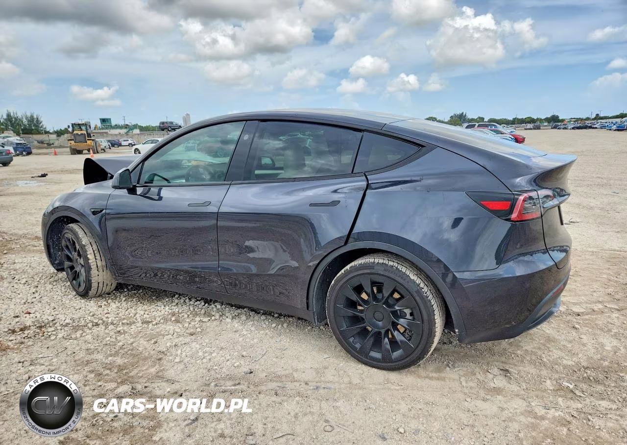 2024 Tesla Model Y VIN:7SAYGDEE5RA218511 - 2