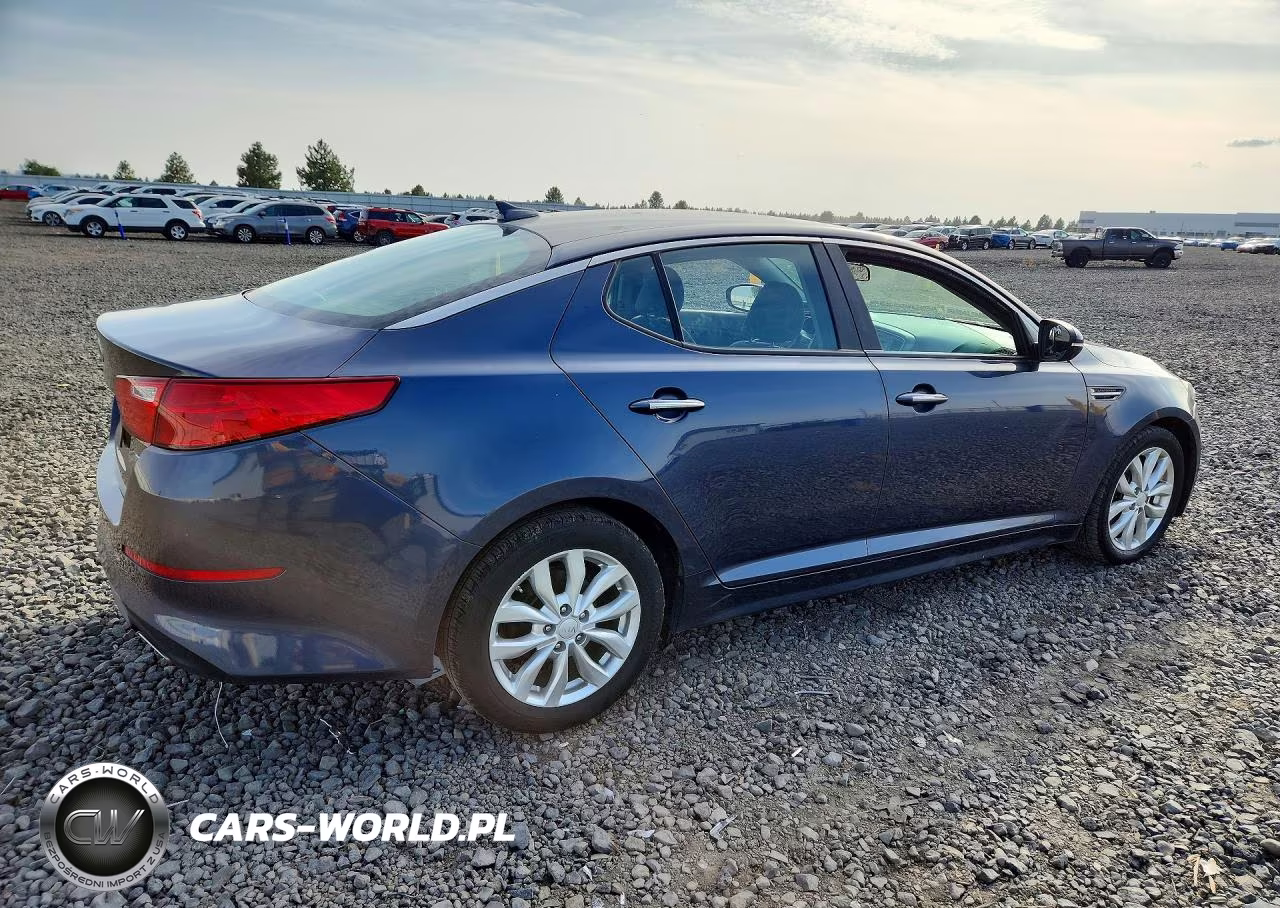 2015 Kia Optima Lx VIN:5XXGM4A70FG443620 - 3