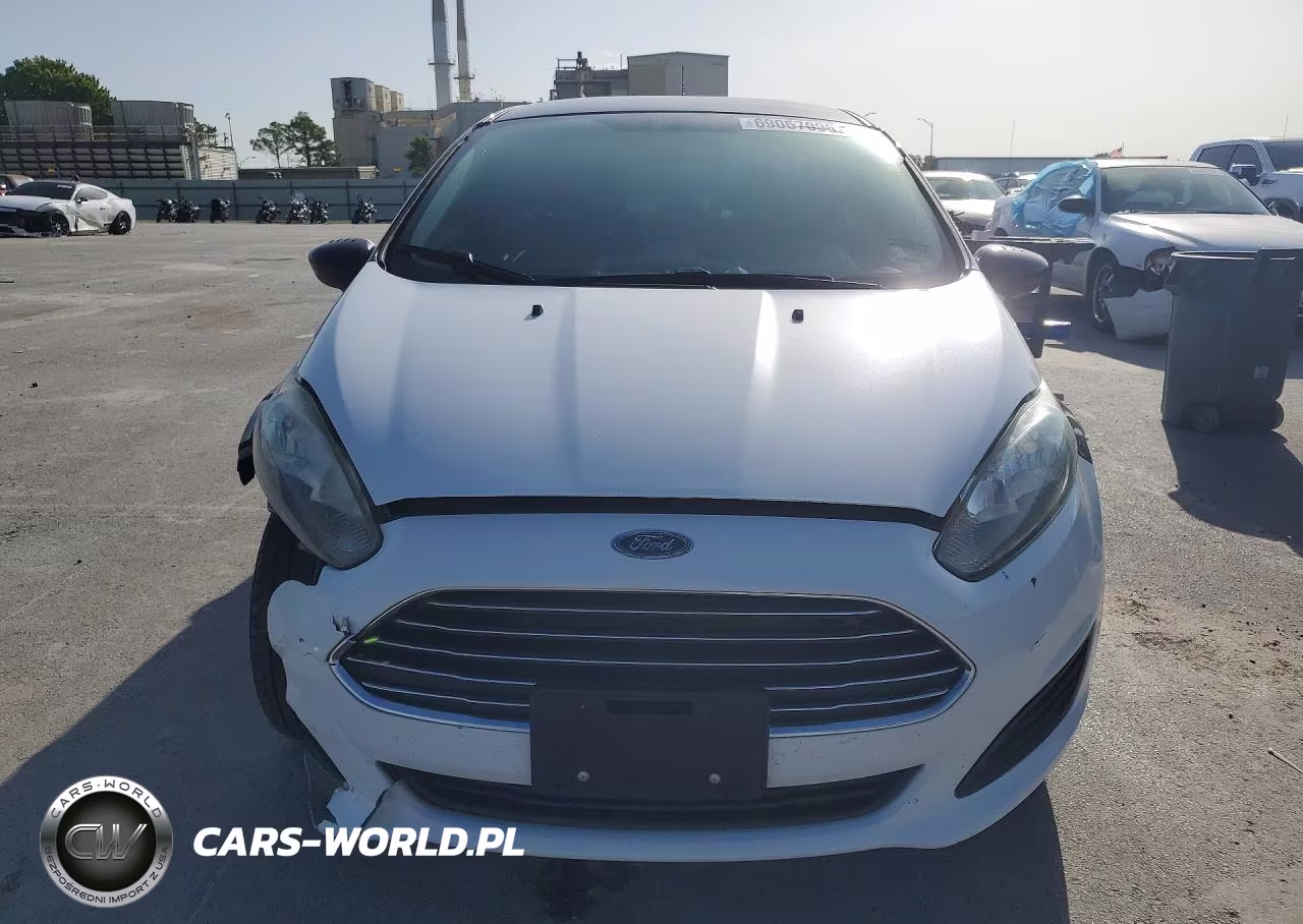 2018 Ford Fiesta S VIN:3FADP4AJ6JM134916 - 5