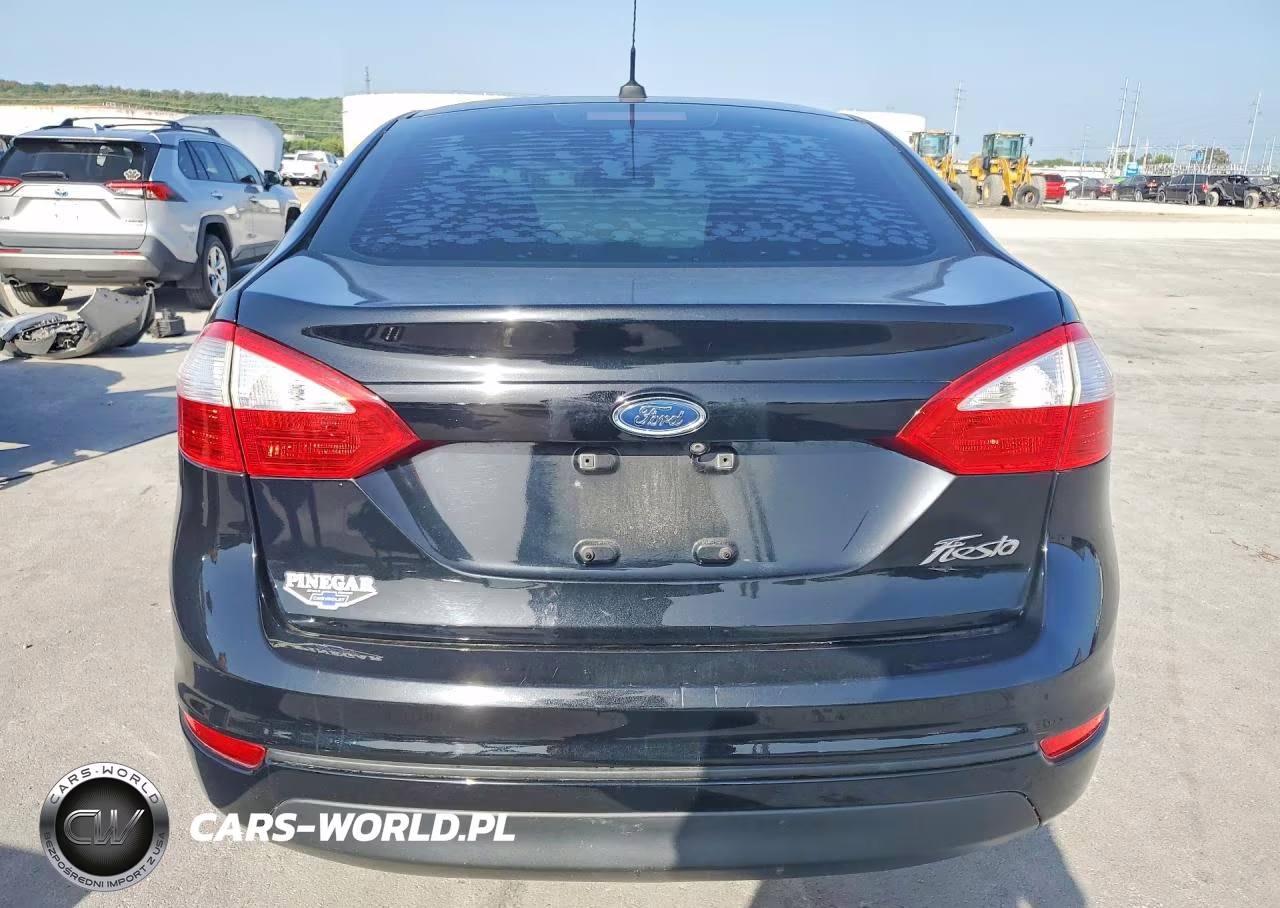 2018 Ford Fiesta S VIN:3FADP4AJ6JM134916 - 6