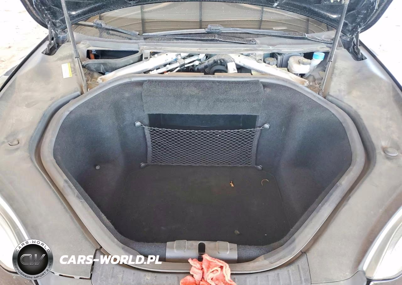 2015 Tesla Model S 85 VIN:5YJSA1H17FF085373 - 11