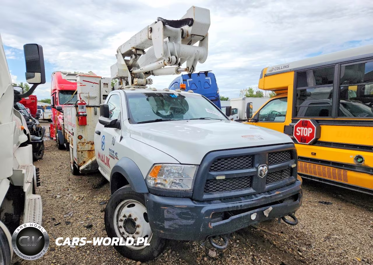 2015 Ram 5500 VIN:3C7WRNBL6FG705980 - 4