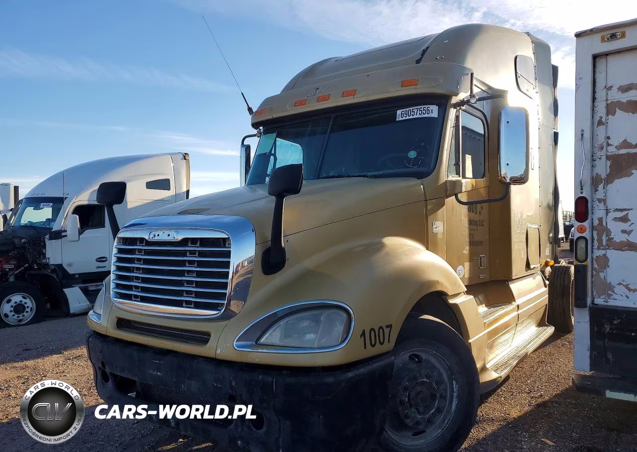 2010 Freightliner Conventional Columbia