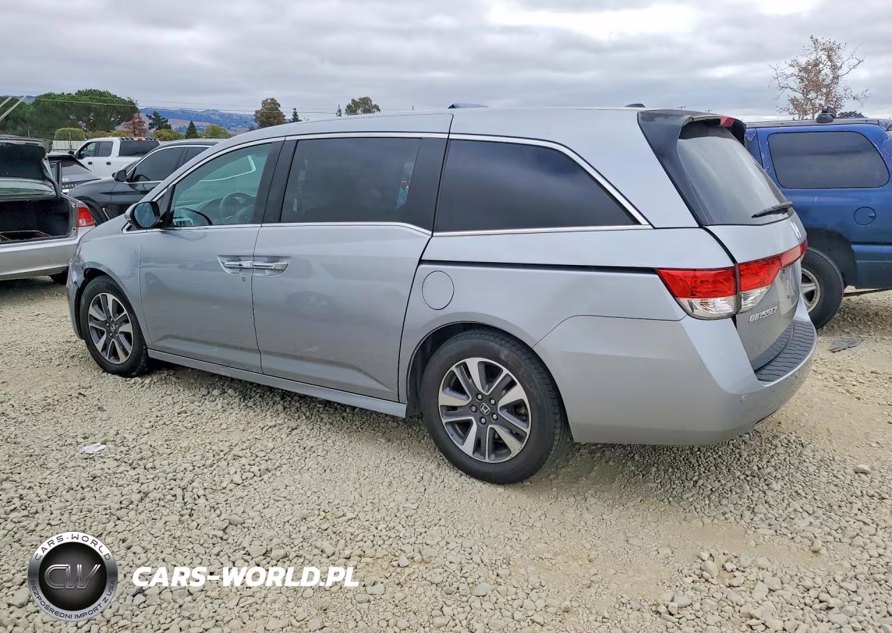 2016 Honda Odyssey Touring VIN:5FNRL5H97GB088751 - 2