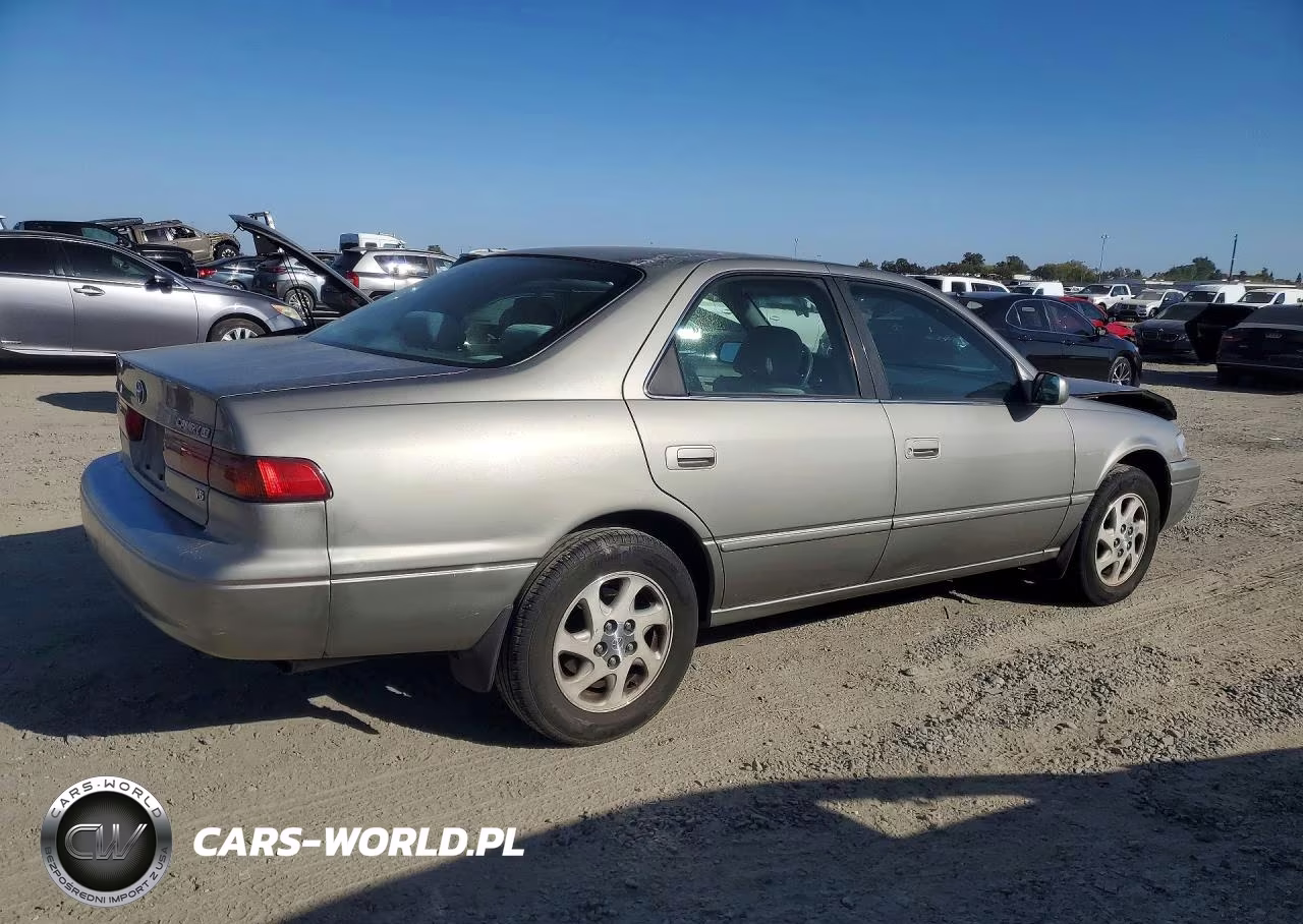 1999 Toyota Camry Le V6 VIN:JT2BF28K9X0191722 - 3