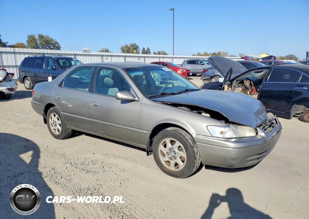 1999 Toyota Camry Le V6 VIN:JT2BF28K9X0191722 - 4