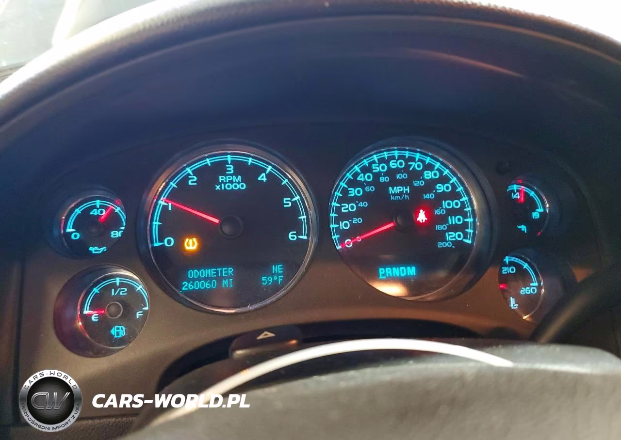 2011 Chevrolet Avalanche Ls VIN:3GNTKEE31BG107085 - 9