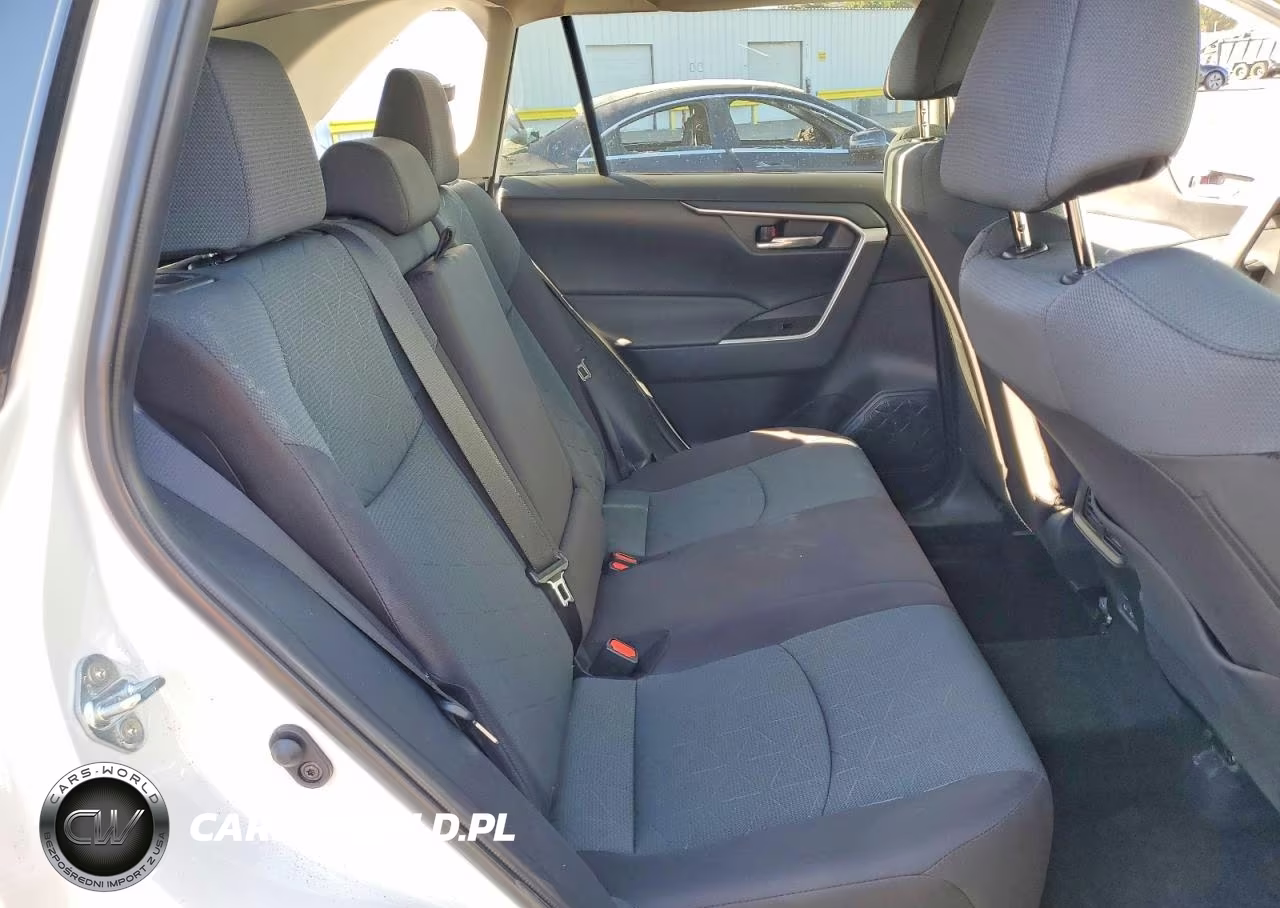 2025 Toyota Rav4 Xle VIN:2T3P1RFV8SW605689 - 11