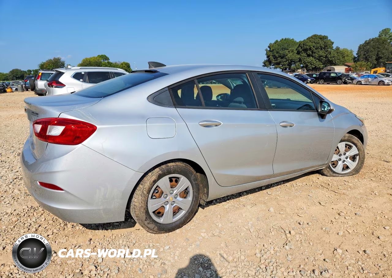 2017 Chevrolet Cruze Ls VIN:1G1BC5SM6H7234894 - 3