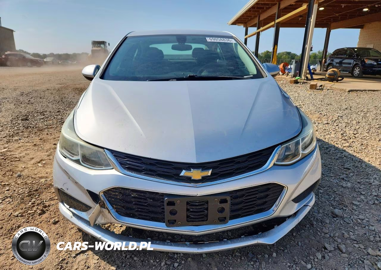 2017 Chevrolet Cruze Ls VIN:1G1BC5SM6H7234894 - 5
